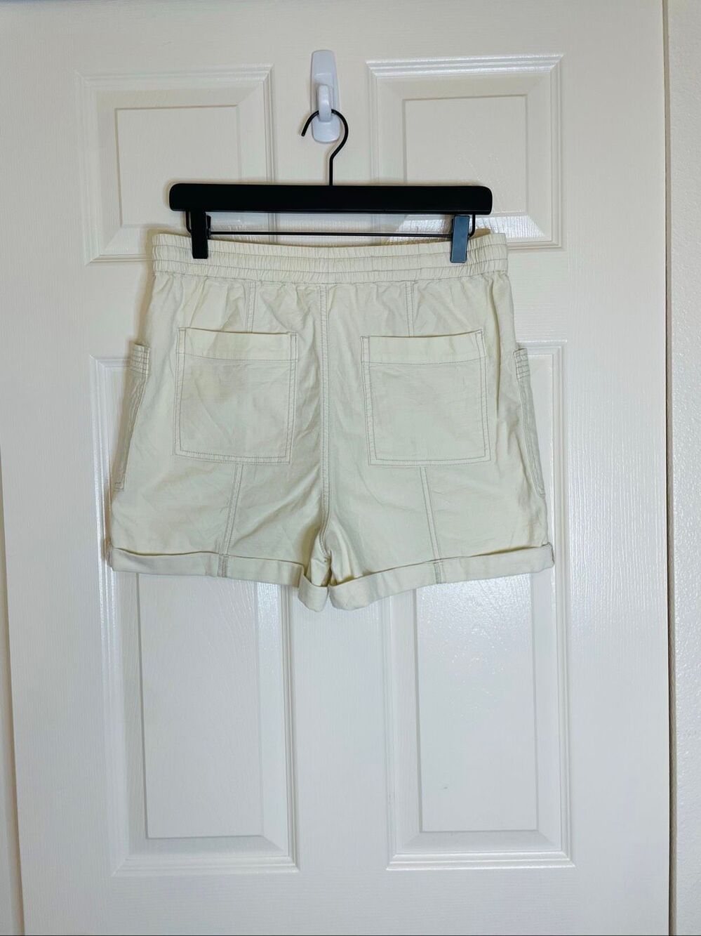 Anthropologie Amaya Utility Shorts Cream size Small - Picture 3 of 10